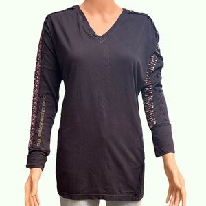 Life is Good Black Cotton Long Sleeve V-Neck Women's Top Medium